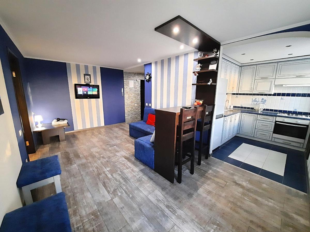 Sea Style - Сеть Апартаментов Alex Apartments Бесконтактное Заселение 24-7 Poltava Extérieur photo